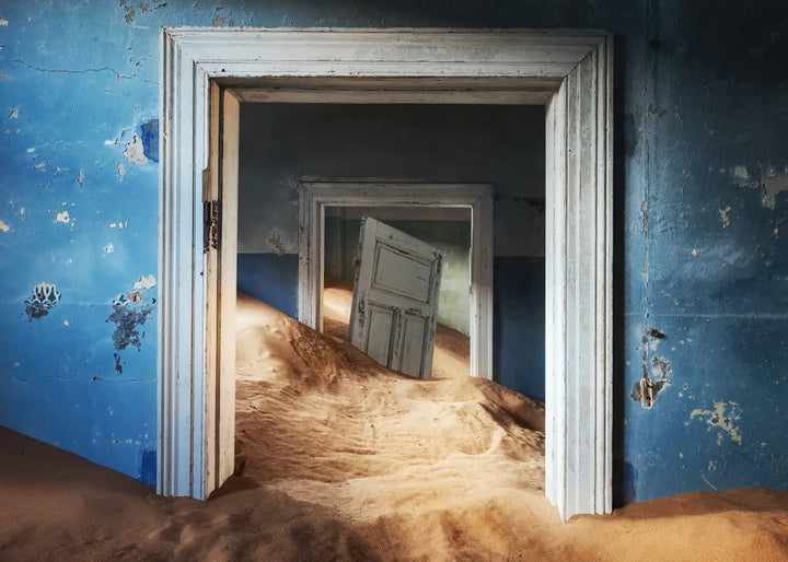 Lerretsbilde - Sand Filled Doorway